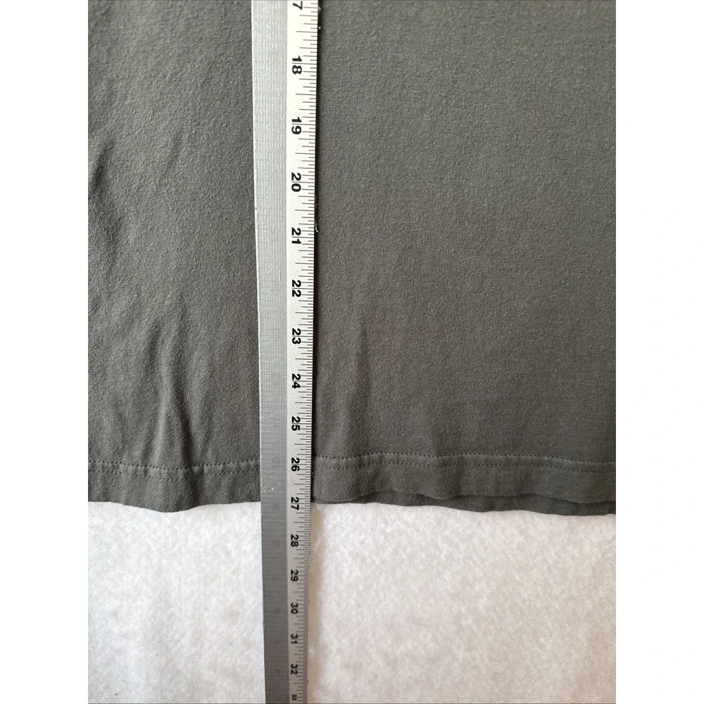 Star Wars In a Galaxy Far Far Away Graphic Rainbow Logo TShirt M Gray‎ Retro Y2K
